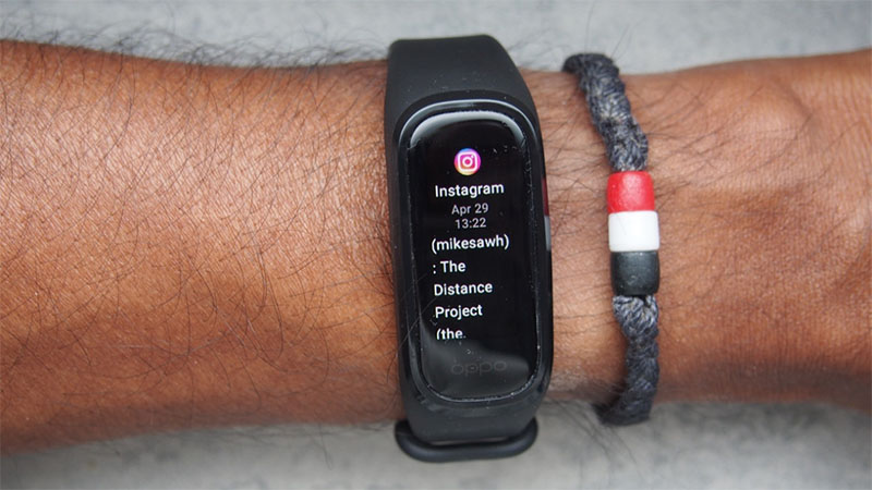 Th&ocirc;ng b&aacute;o từ Instagram tr&ecirc;n OPPO Band